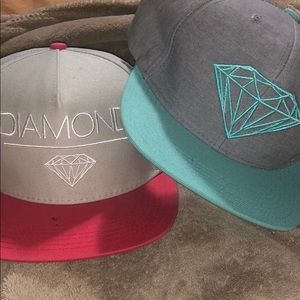 2 diamond hats